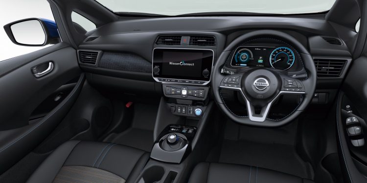 Nissan LEAF estreia novas cores e tecnologias no Japão! 21