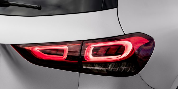 Este é o Novo Mercedes GLA! 43