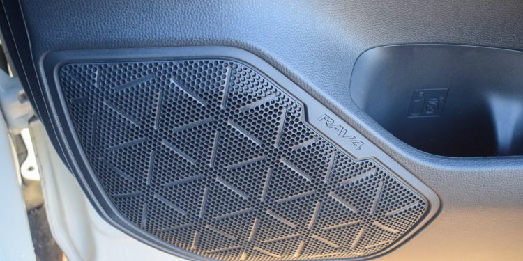 Toyota RAV4 2.5 Hybrid Lounge: O descanso de ter um híbrido! 54