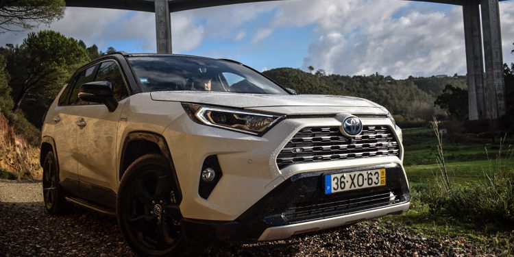 Toyota RAV4 2.5 Hybrid Lounge: O descanso de ter um híbrido! 68