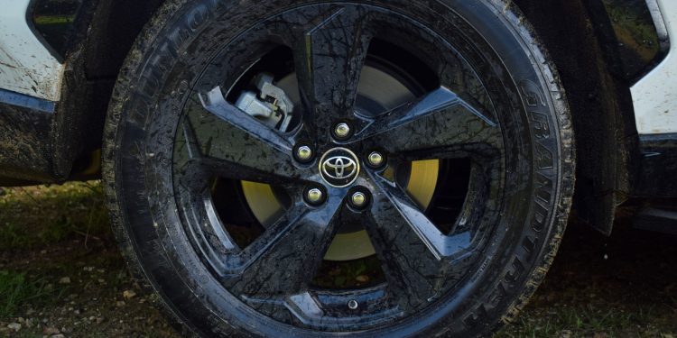 Toyota RAV4 2.5 Hybrid Lounge: O descanso de ter um híbrido! 41