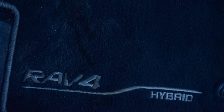 Toyota RAV4 2.5 Hybrid Lounge: O descanso de ter um híbrido! 65