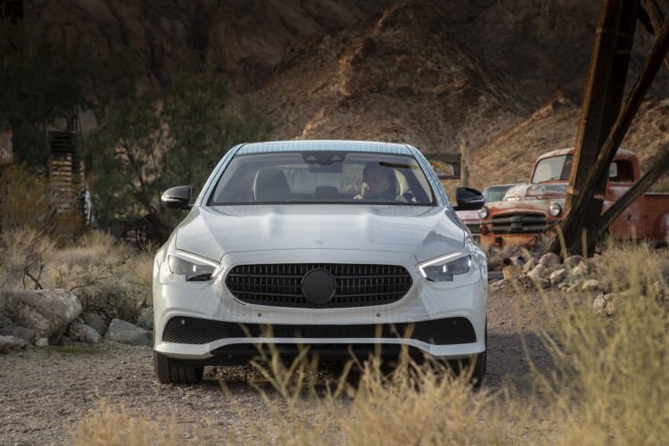 Nova geração Mercedes-Benz Classe E: factos e equipamentos 37