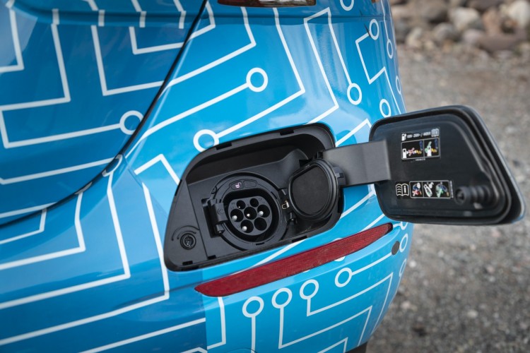 Nova geração Mercedes-Benz Classe E: factos e equipamentos 38