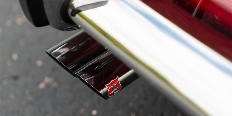 Ferrari 250 GTE 2+2: um automóvel que é um investimento de sonho! 26