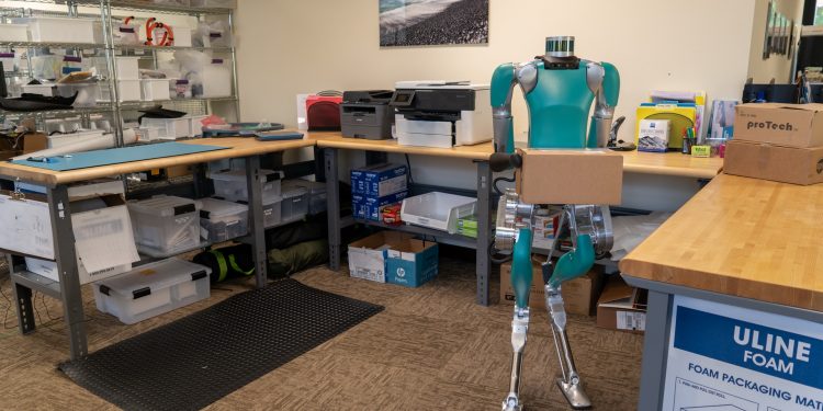 Ford e Agility Robotics juntas no desenvolvimento de robôs que ajudam humanos! 14