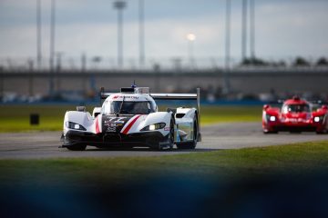 Mazda RT24-P bate recorde em Daytona! 13