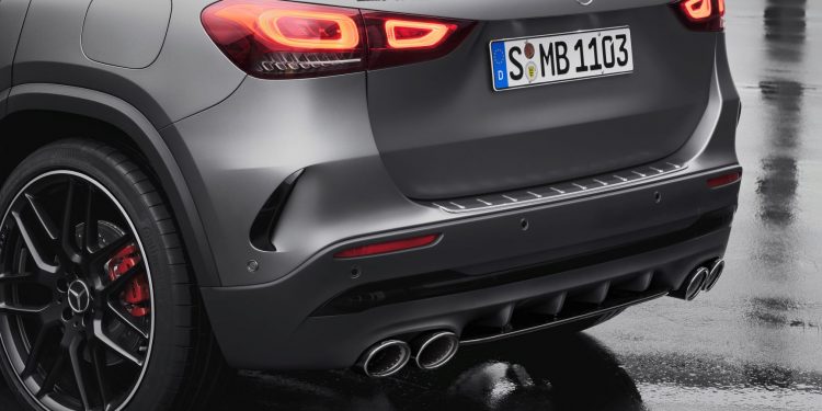 Novo Mercedes-AMG GLA 45 4MATIC+ 20