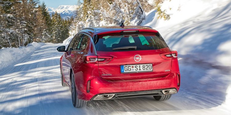 Novo Opel Insignia GSi com avançado sistema de tração integral 22 Novo Opel Insignia GSi com avançado sistema de tração integral 22