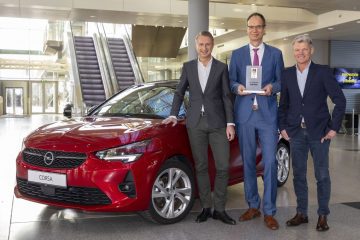 Novo Opel Corsa vence prémio ‘Connected Car’ 13