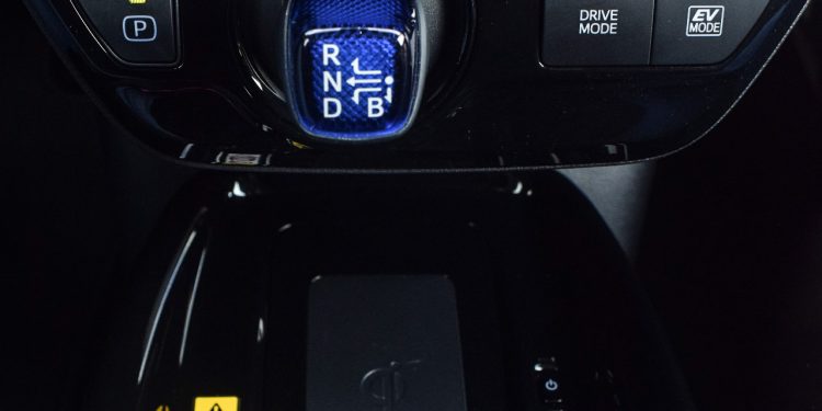 Toyota PRIUS Hybrid AWD: Triplamente Prius! 41
