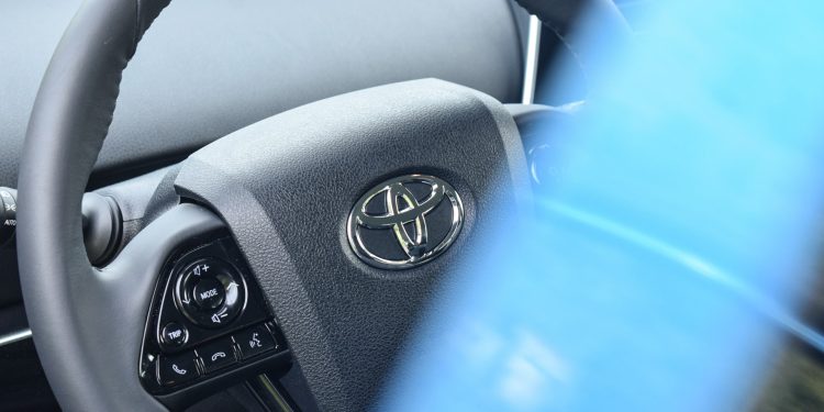 Toyota PRIUS Hybrid AWD: Triplamente Prius! 39