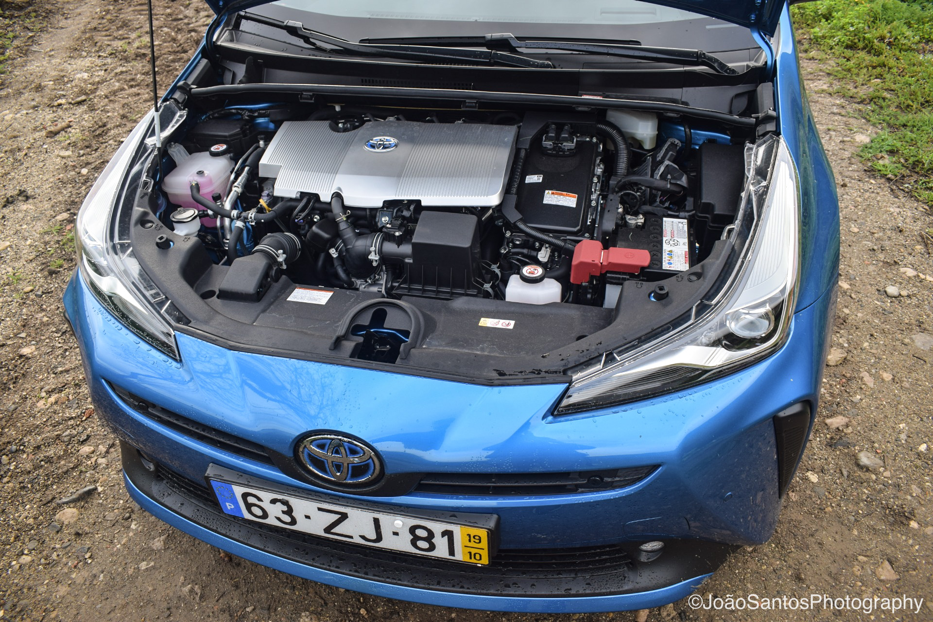 Toyota PRIUS Hybrid AWD: Triplamente Prius! 31