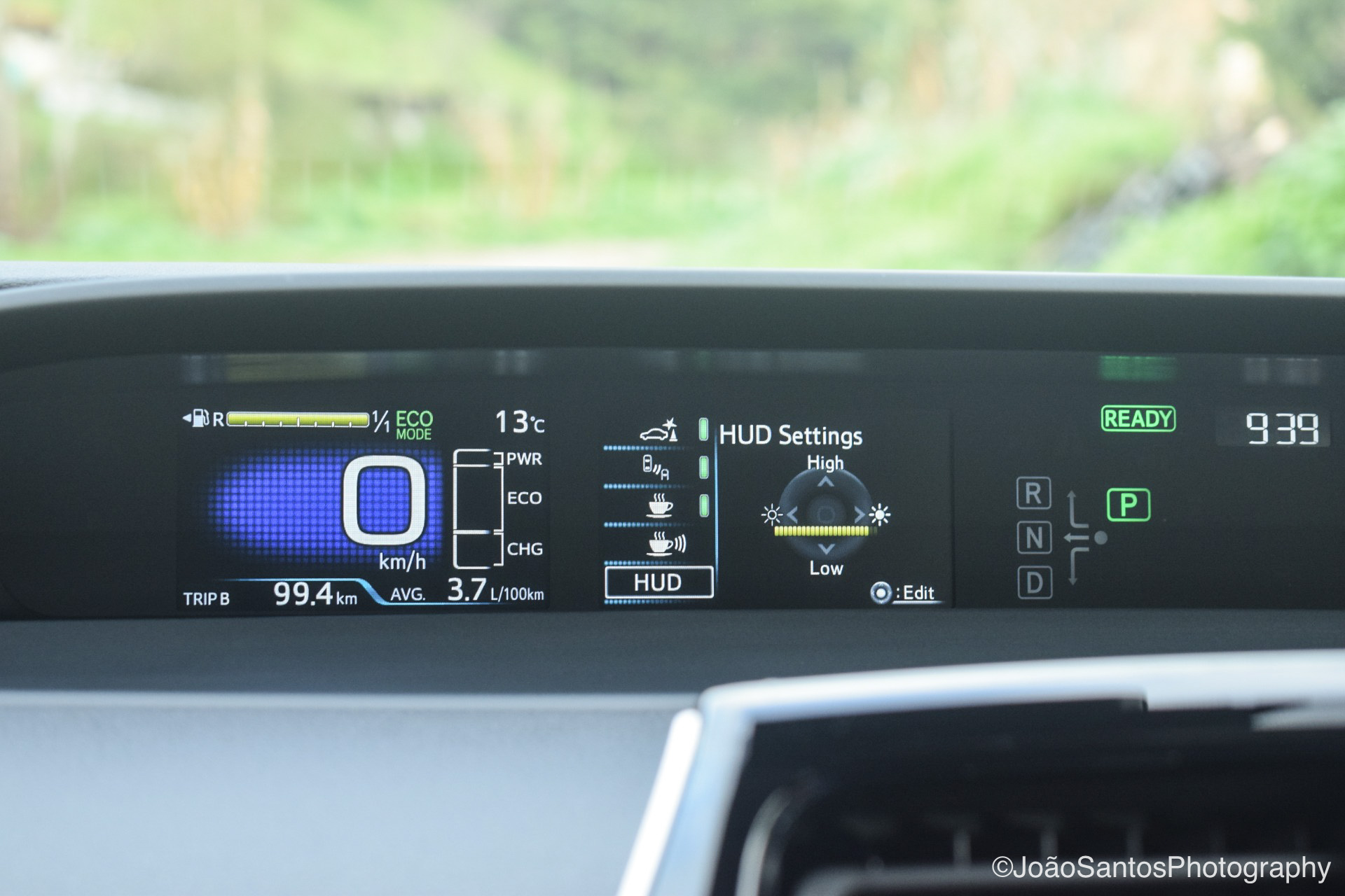 Toyota PRIUS Hybrid AWD: Triplamente Prius! 34