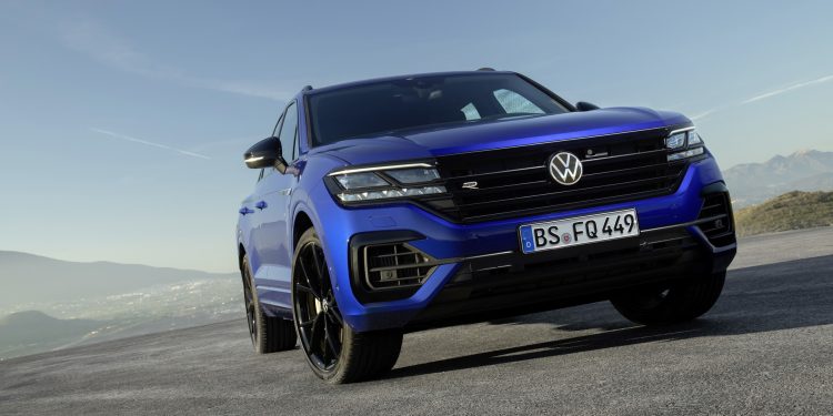 Volkswagen Touareg R chega em "Modo Plug-In" com 460cv! 37