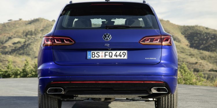 Volkswagen Touareg R chega em "Modo Plug-In" com 460cv! 39