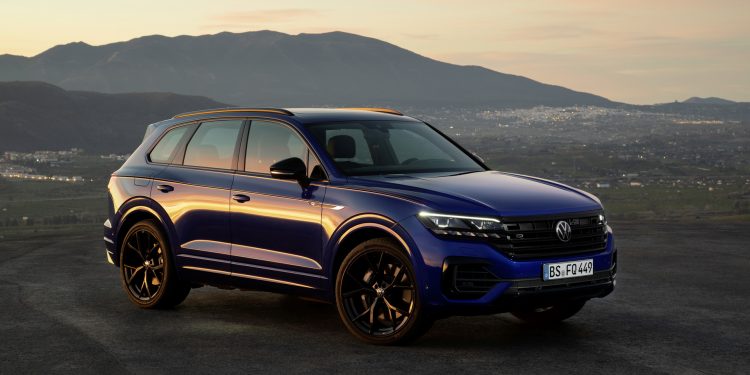 Volkswagen Touareg R chega em "Modo Plug-In" com 460cv! 40