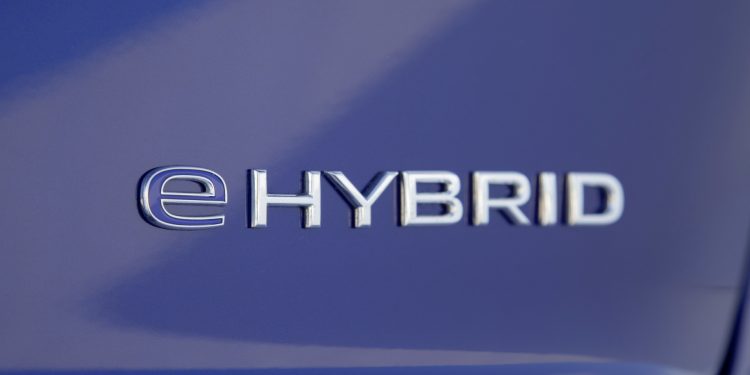 Volkswagen Touareg R chega em "Modo Plug-In" com 460cv! 32