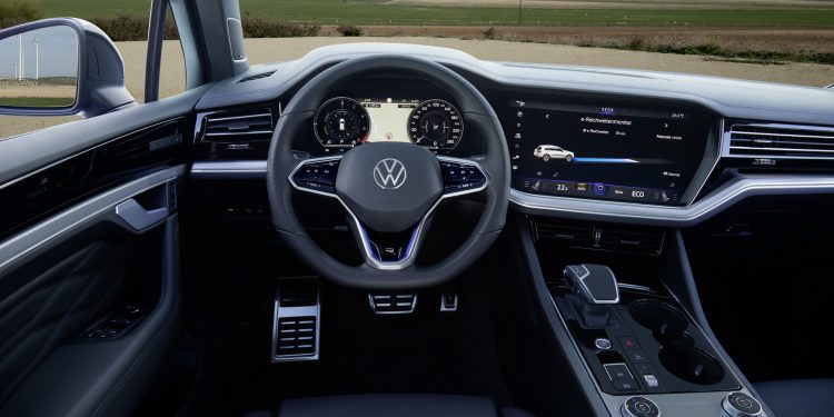 Volkswagen Touareg R chega em "Modo Plug-In" com 460cv! 27