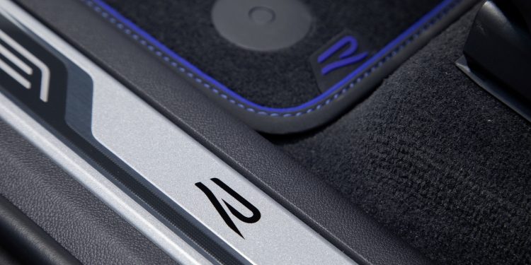 Volkswagen Touareg R chega em "Modo Plug-In" com 460cv! 24