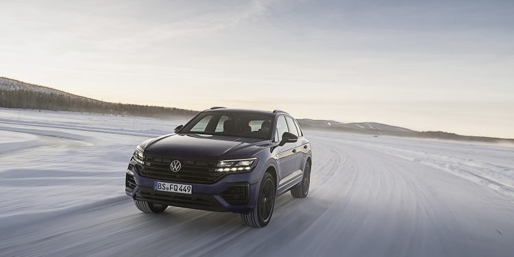 Volkswagen Touareg R chega em "Modo Plug-In" com 460cv! 20