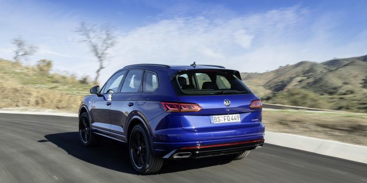 Volkswagen Touareg R chega em "Modo Plug-In" com 460cv! 44