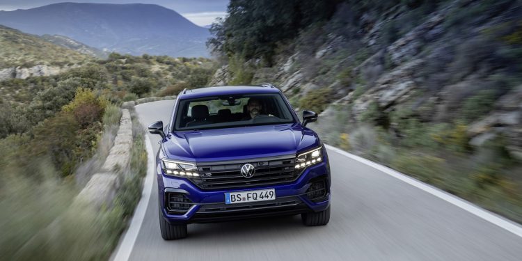 Volkswagen Touareg R chega em "Modo Plug-In" com 460cv! 43