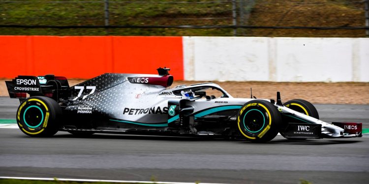 Novo Mercedes-AMG F1 W11 EQ em preparação 18