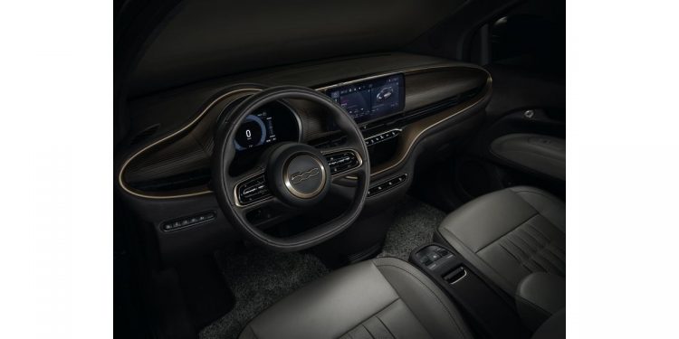 Novo 500, o primeiro modelo da FCA totalmente elétrico 17