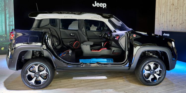 Marca Jeep® celebra 80 Anos na construção de um presente e um futuro elétricos 32