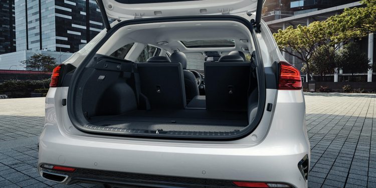 Kia Ceed Sportswagon PHEV 16