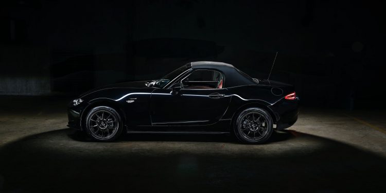 Mazda MX-5 Eunos: A edição especial que nos leva para o passado! 23