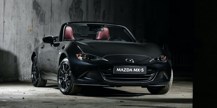 Mazda MX-5 Eunos: A edição especial que nos leva para o passado! 20