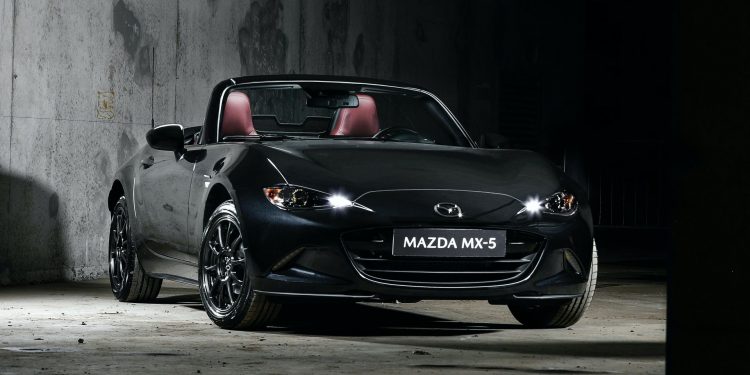 Mazda MX-5 Eunos: A edição especial que nos leva para o passado! 19
