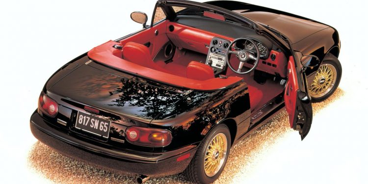 Mazda MX-5 Eunos: A edição especial que nos leva para o passado! 30