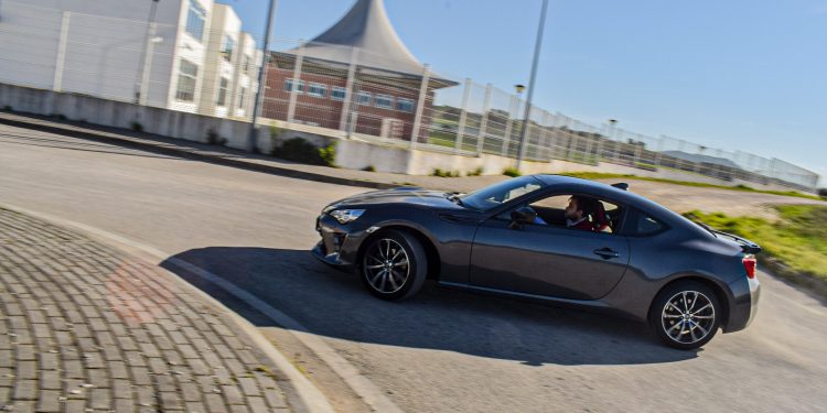 Toyota GT86: Ser ou parecer? 51 Toyota GT86: Ser ou parecer? 51