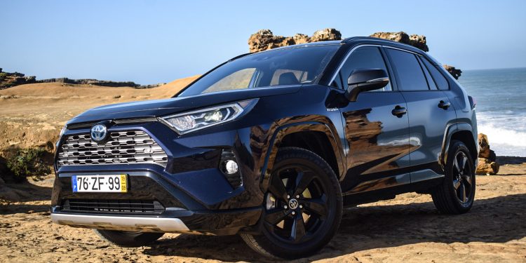 TOYOTA RAV4 2.5 Hybrid Square Collection Dynamic Force: Um híbrido sem complicações! 29