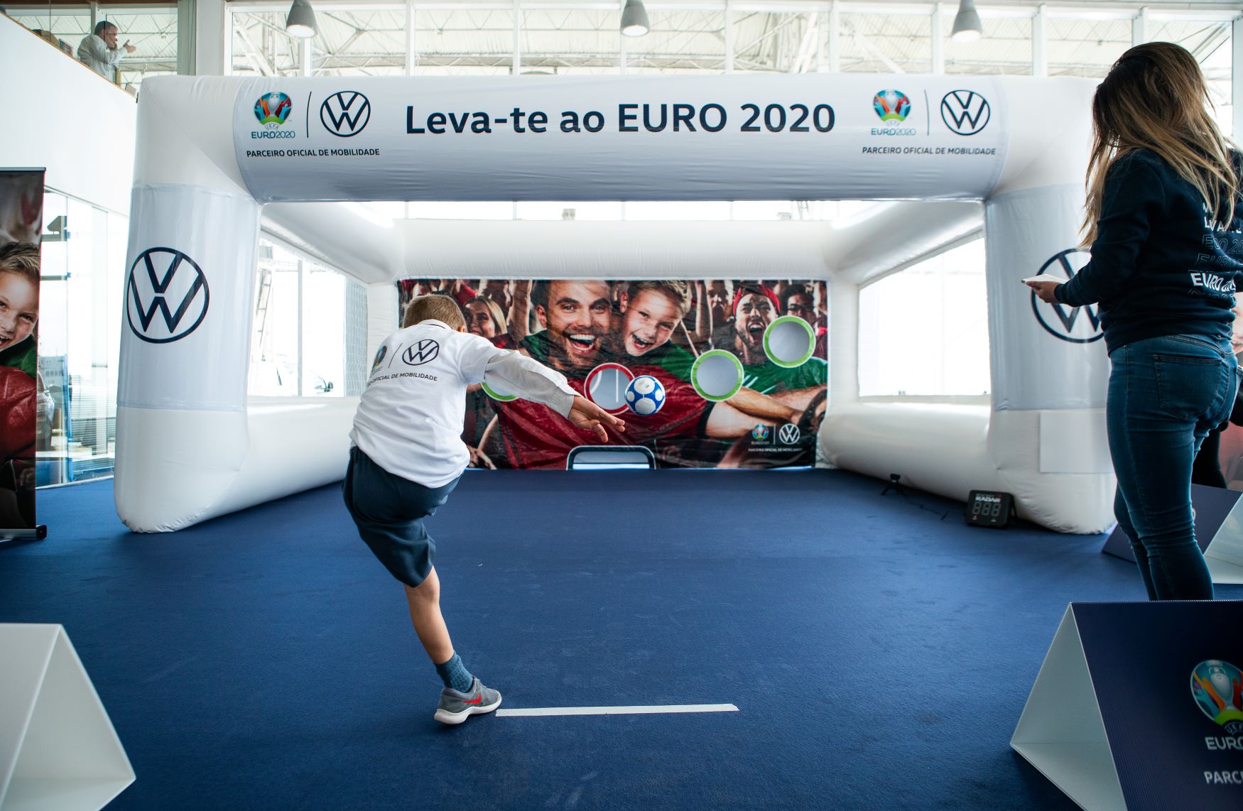 Volkswagen e Figo levam adeptos portugueses ao Euro 2020 16 Volkswagen e Figo levam adeptos portugueses ao Euro 2020 16