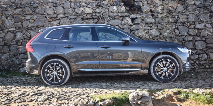 Volvo XC60 B5 Inscription AWD: Para todas as ocasiões! 45 Volvo XC60 B5 Inscription AWD: Para todas as ocasiões! 45