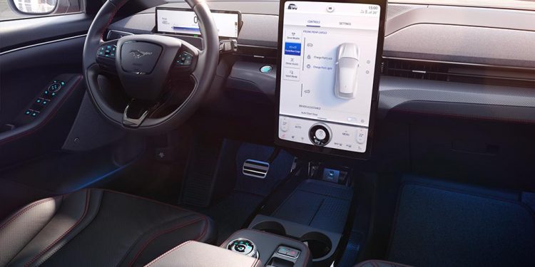 10 factos acerca do Mustang Mach-E 17