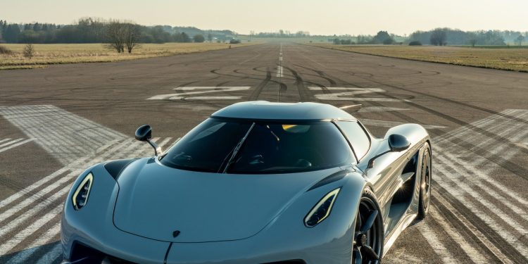 Koenigsegg Jesko Absolut é o mais rápido de sempre! 21