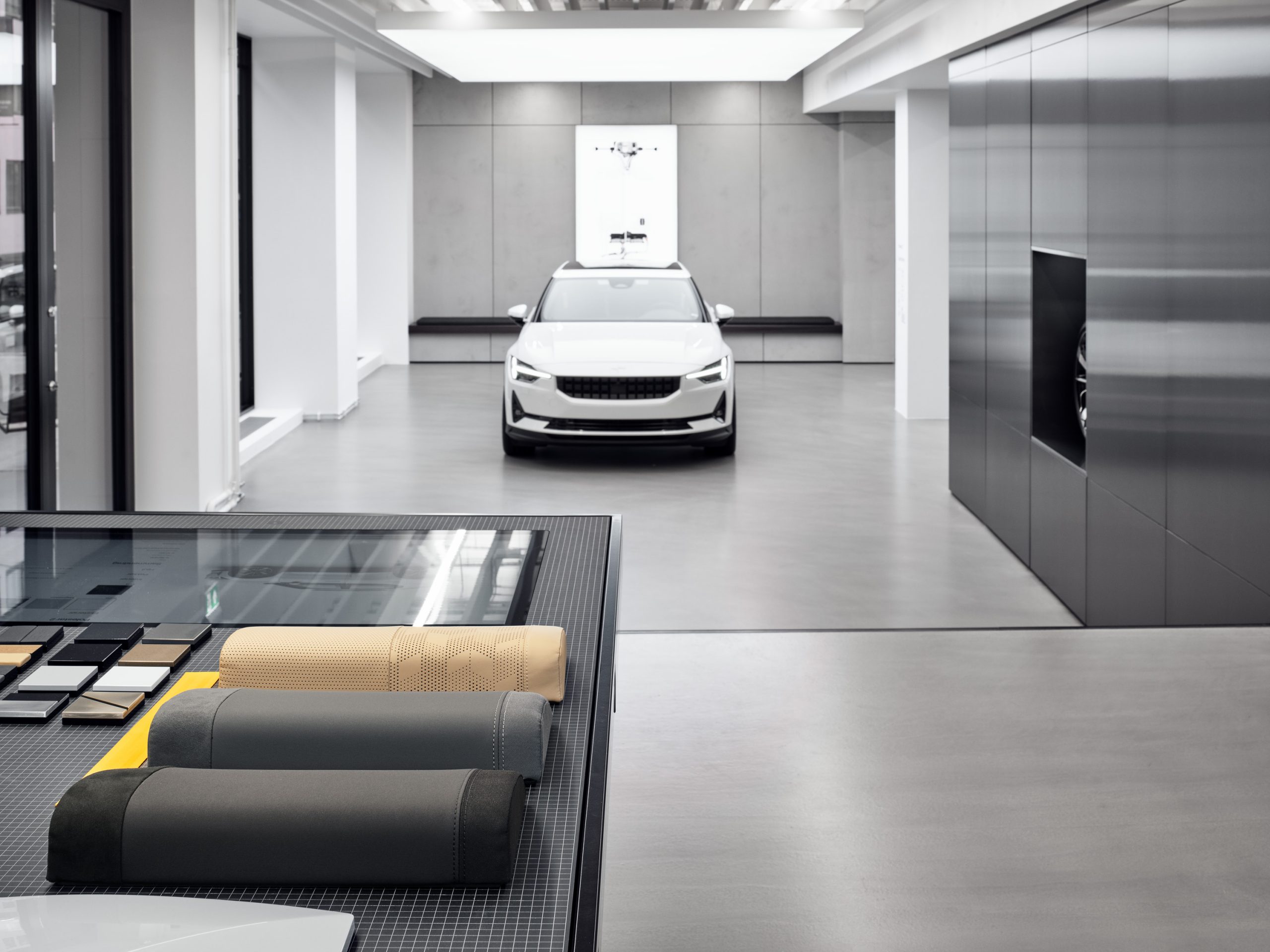 Polestar inaugura Showrooms na Suécia no Verão 15