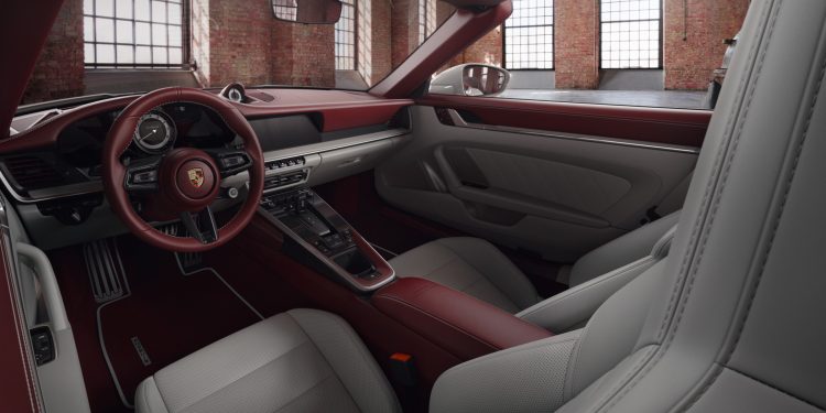 Este é o interior perfeito para um Porsche 911... É a Porsche que o diz! 15