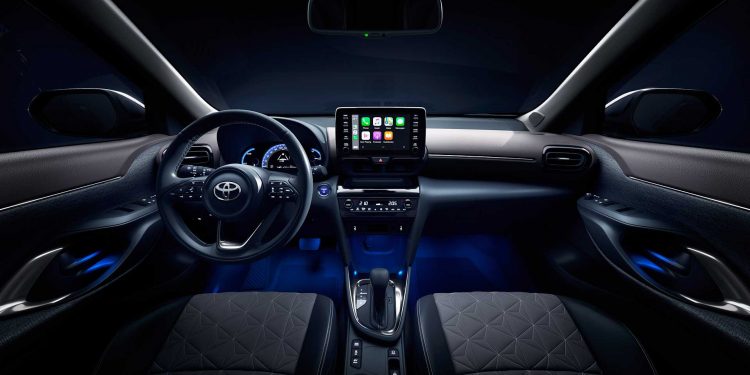 Toyota revela o novo SUV compacto - Yaris Cross 18