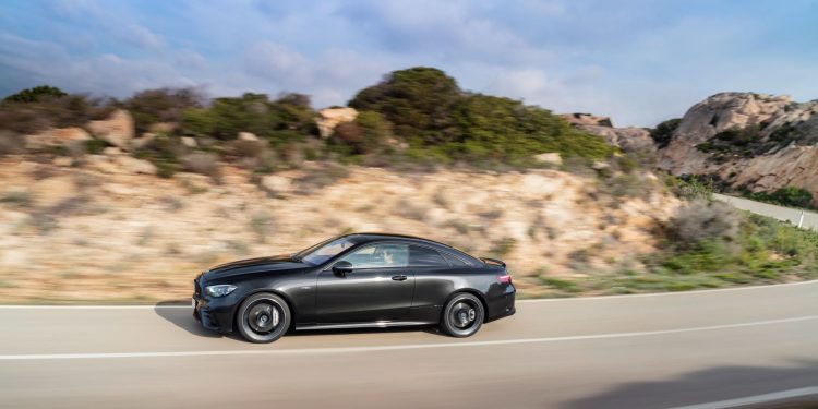 Novos Mercedes-AMG E 53 4MATIC+ Coupé e Cabriolet 13