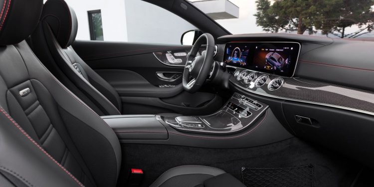 Novos Mercedes-AMG E 53 4MATIC+ Coupé e Cabriolet 22