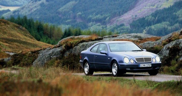 A história dos Mercedes-Benz Classe E Coupé e Cabriolet 35