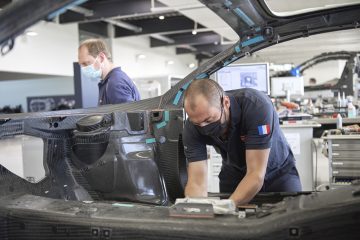 Bugatti retoma a produção em Molsheim! 20