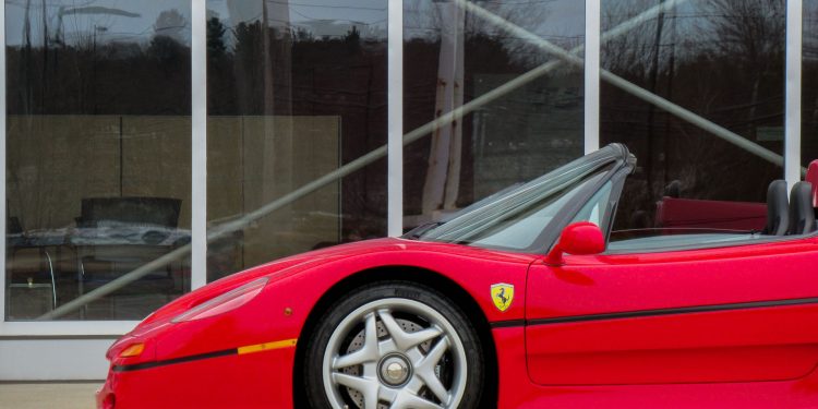 Ferrari F50 apresentado no salão de Frankfurt em 1995 vai a leilão! 22