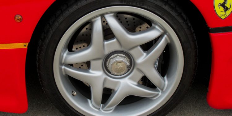 Ferrari F50 apresentado no salão de Frankfurt em 1995 vai a leilão! 33